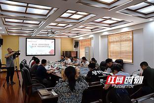 新手杠铃训练,4个动作,助你增肌塑形